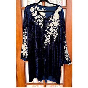 Midnight Blue Velvet Tunic with floral embroidery ~ soft ~ 3x